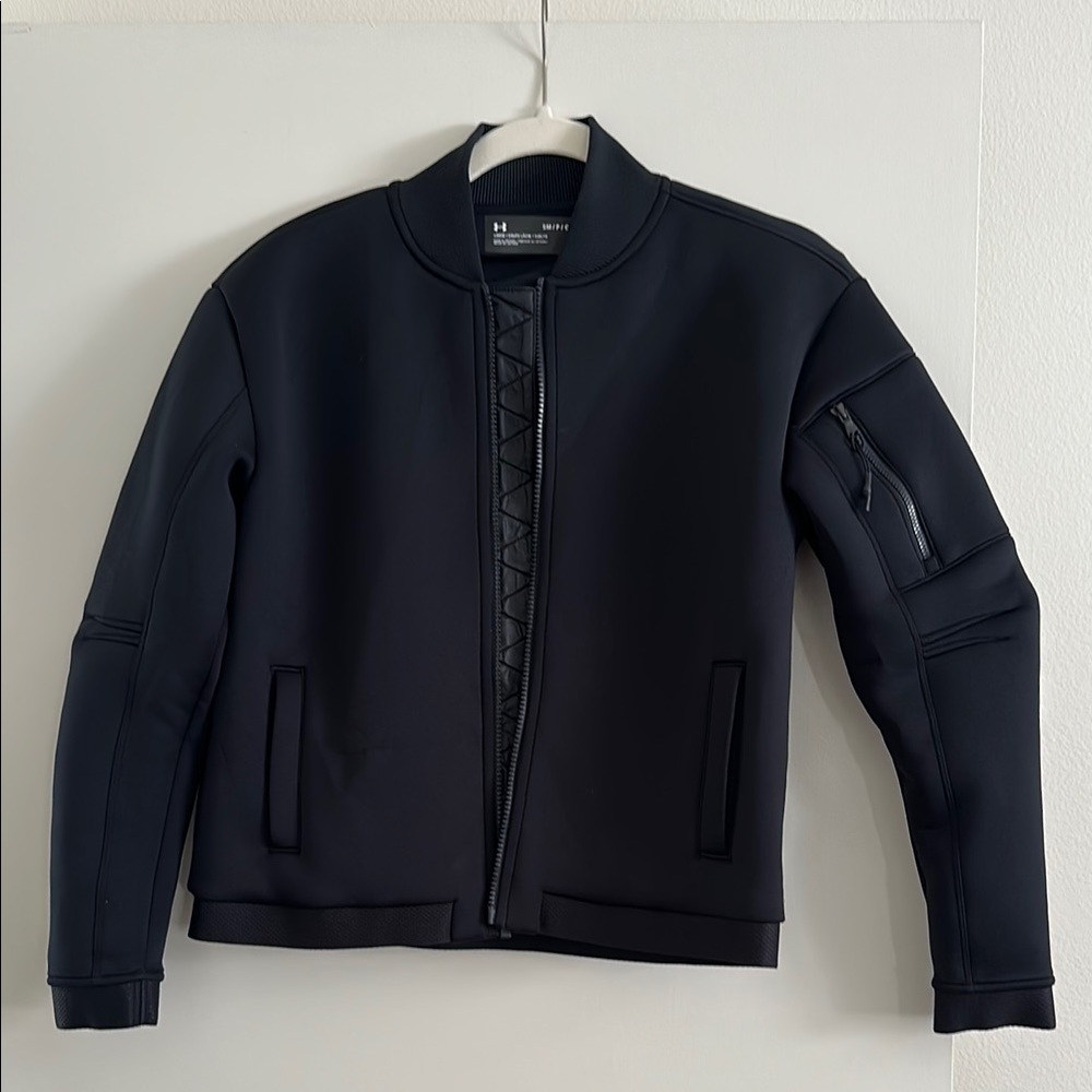 Under Armour, Loose scuba bomber jacket lined size small